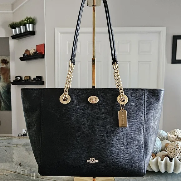 Coach Turn-Lock Chain Leather Tote Bag 2022 - Picture 1 of 16